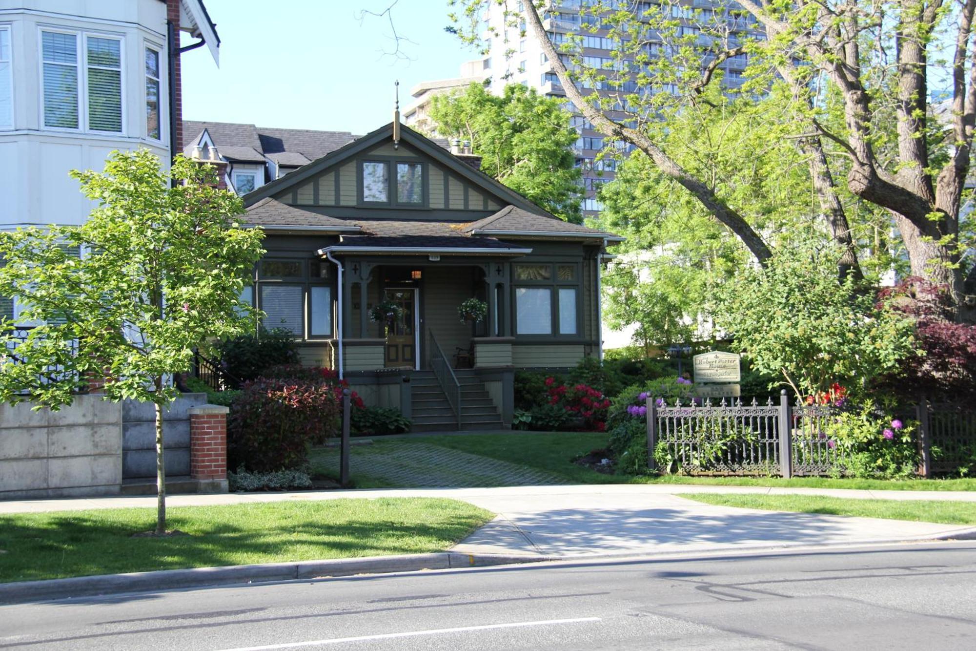 Robert Porter House Inn Victoria Exterior photo