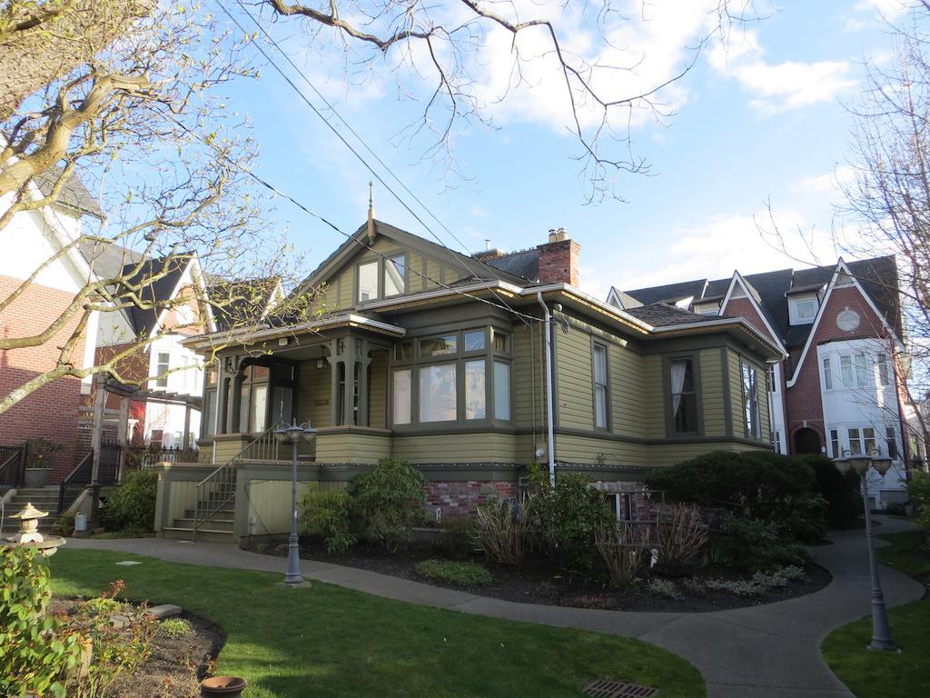 Robert Porter House Inn Victoria Exterior photo